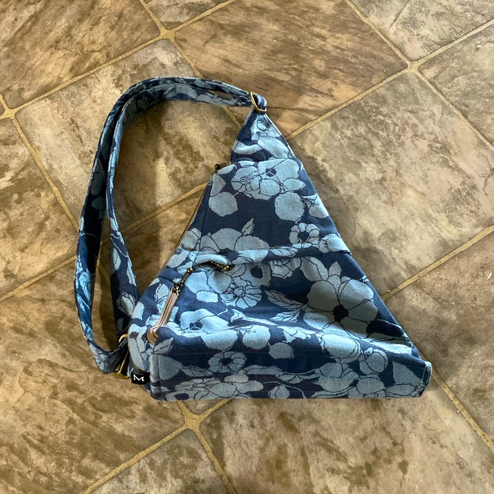 Flower crossbody bag